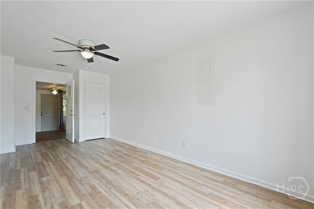 1352 Forest Lake Drive, Hinesville, GA 31313