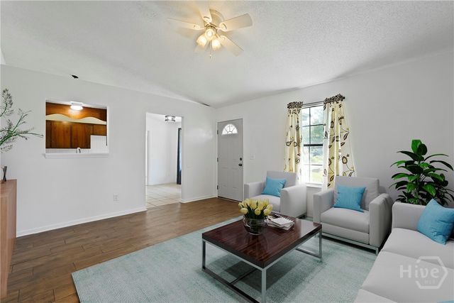 1352 Forest Lake Drive, Hinesville, GA 31313