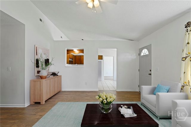 1352 Forest Lake Drive, Hinesville, GA 31313