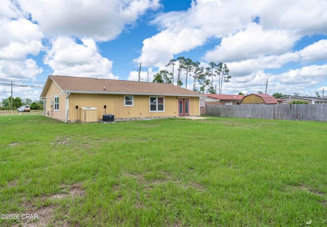 5704 Ivy Road, Panama City, FL 32404