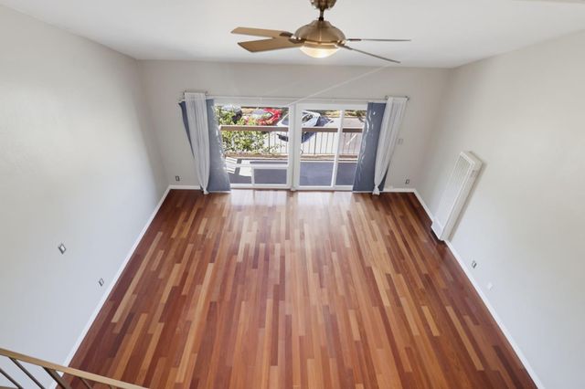 707 Fathom Drive 208, San Mateo, CA 94404