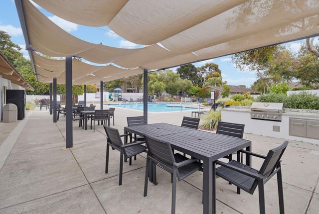 707 Fathom Drive 208, San Mateo, CA 94404