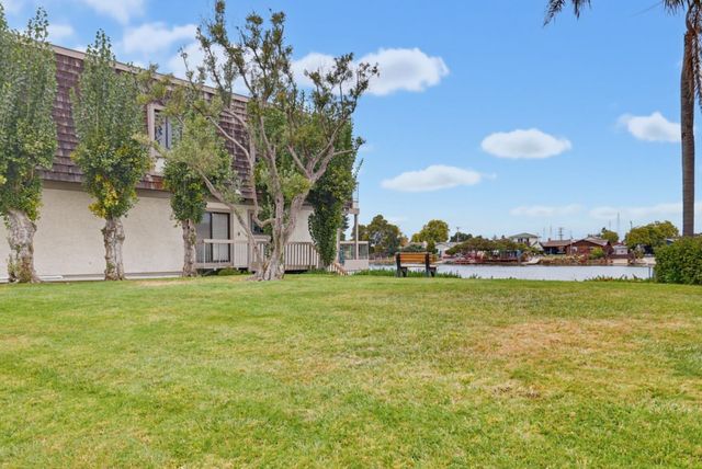 707 Fathom Drive 208, San Mateo, CA 94404