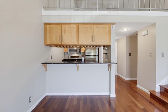 707 Fathom Drive 208, San Mateo, CA 94404