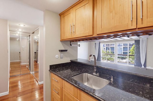 707 Fathom Drive 208, San Mateo, CA 94404