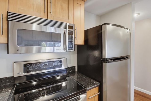 707 Fathom Drive 208, San Mateo, CA 94404