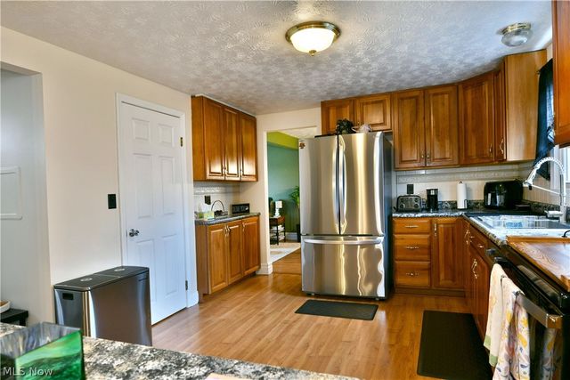 353 Stahl Avenue, Cortland, OH 44410
