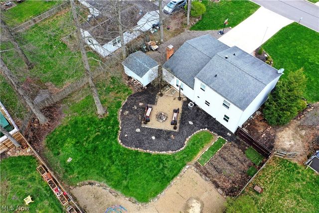 353 Stahl Avenue, Cortland, OH 44410