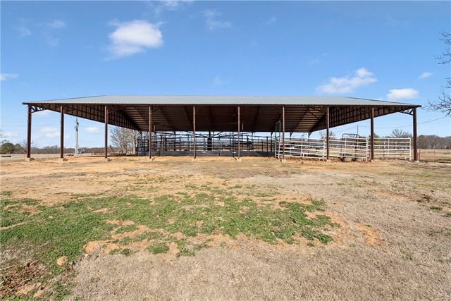 13354 E 520 Road, Colcord, OK 74338