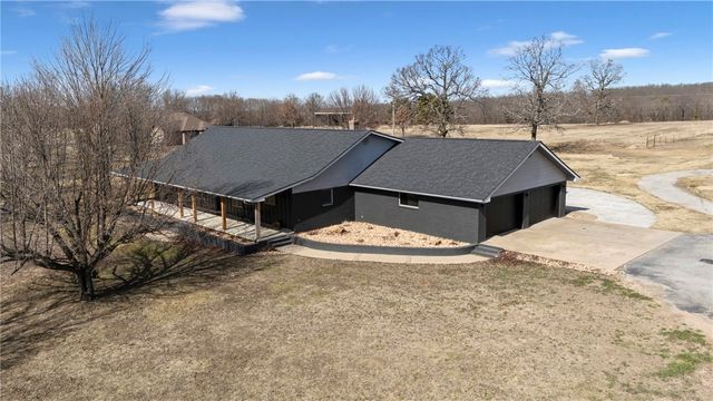 13354 E 520 Road, Colcord, OK 74338