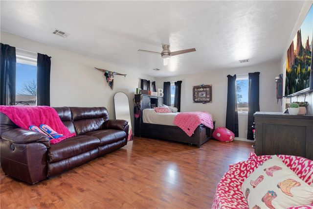 13354 E 520 Road, Colcord, OK 74338