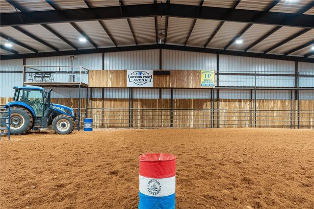 13354 E 520 Road, Colcord, OK 74338