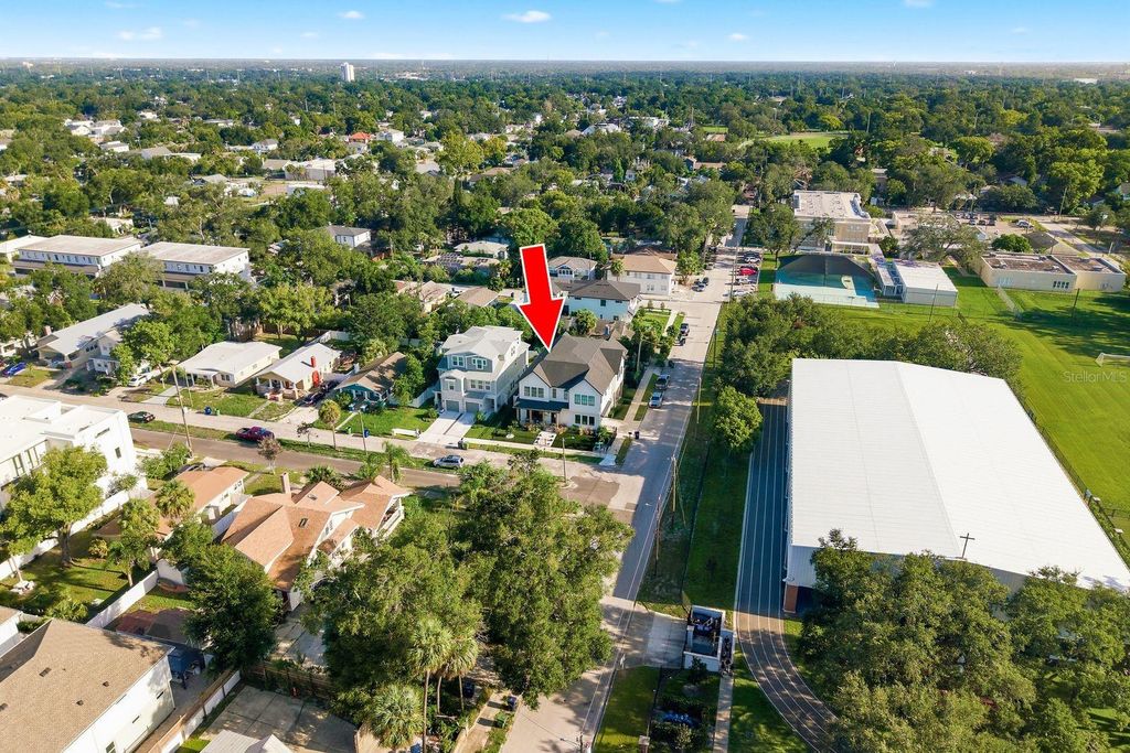 Image 53 of property listing at 501 W WARREN AVENUE 2, Tampa, FL 33602