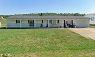 1381 Harris HWY, Parkersburg, WV 26101