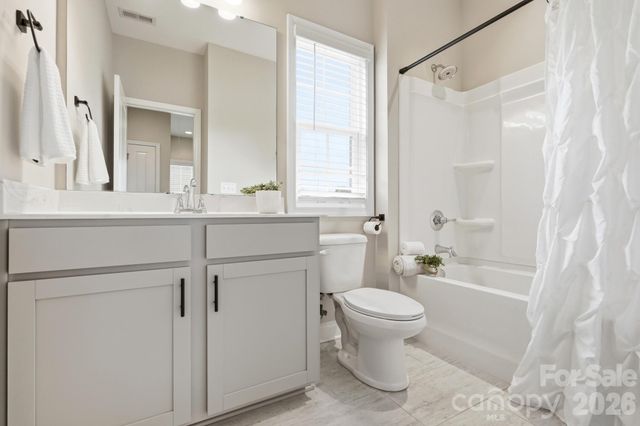 9406 Kings Parade Boulevard, Charlotte, NC 28273