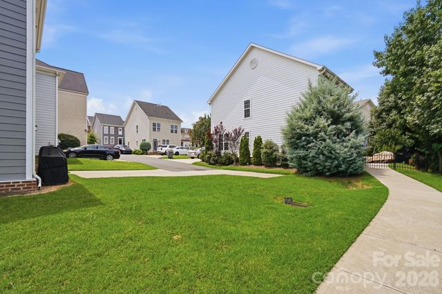 9406 Kings Parade Boulevard, Charlotte, NC 28273
