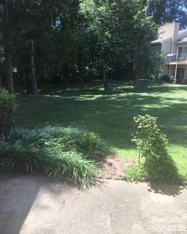 2937 Heathstead Place, Charlotte, NC 28210