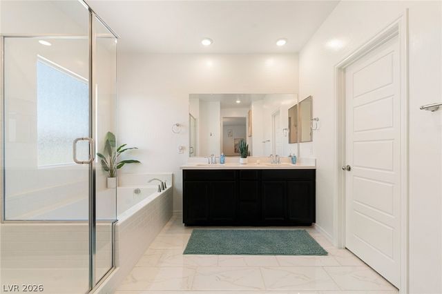 6844 Bayou Hollow Avenue, Las Vegas, NV 89156
