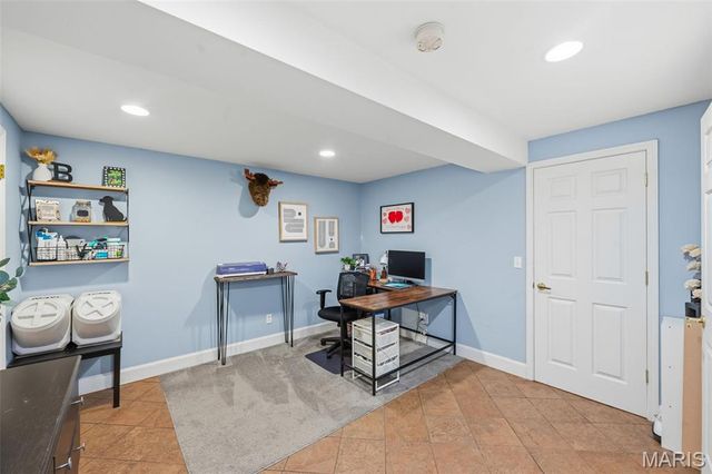 31 Asherton Drive, St Peters, MO 63376