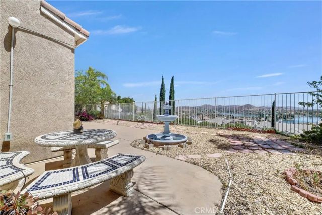 43 Villa Valtelena, Lake Elsinore, CA 92532