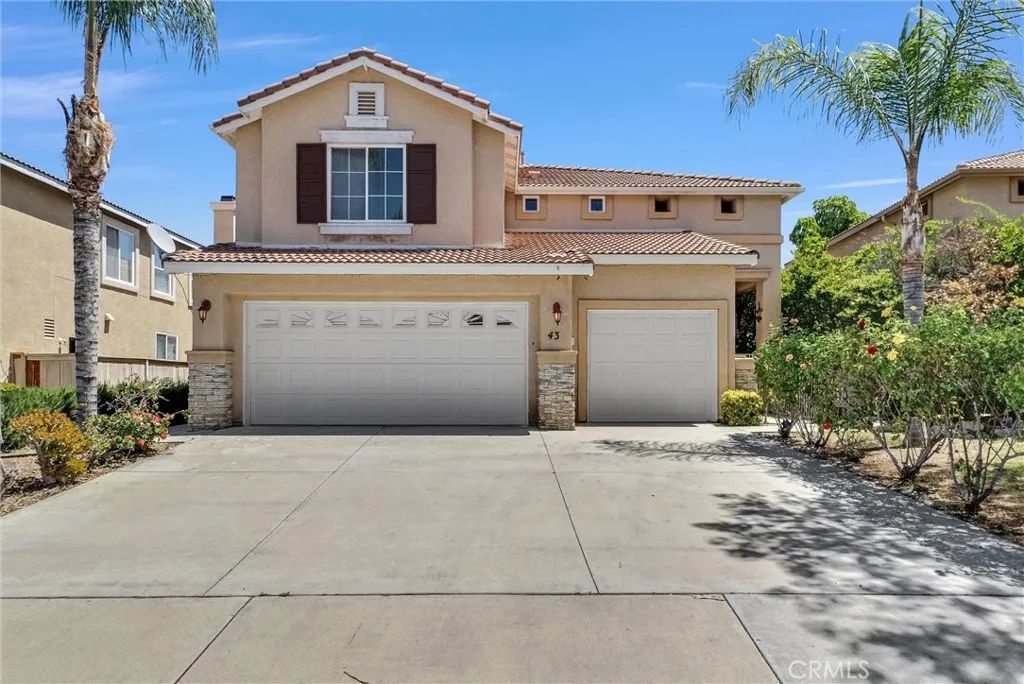 43 Villa Valtelena, Lake Elsinore, CA 92532