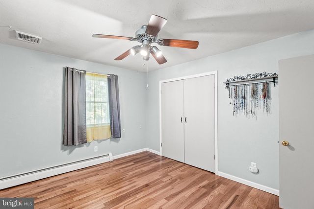 50 SHERIDAN DR, Hanover, PA 17331