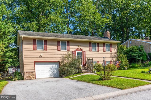50 SHERIDAN DR, Hanover, PA 17331