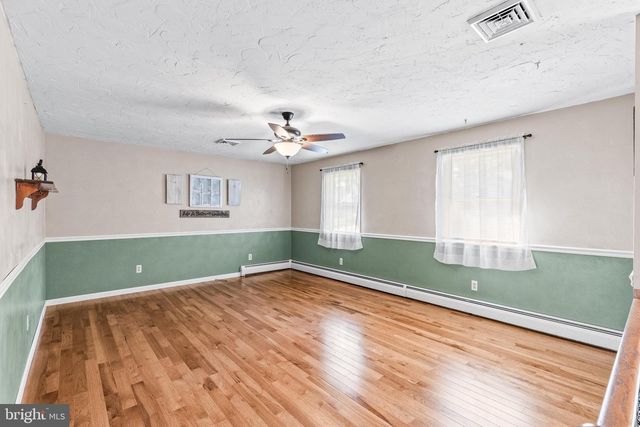 50 SHERIDAN DR, Hanover, PA 17331