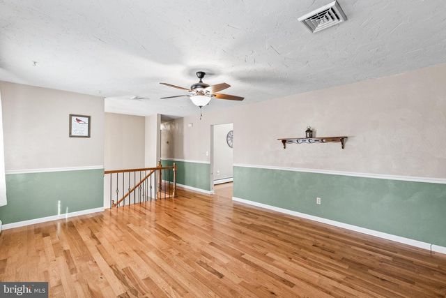50 SHERIDAN DR, Hanover, PA 17331