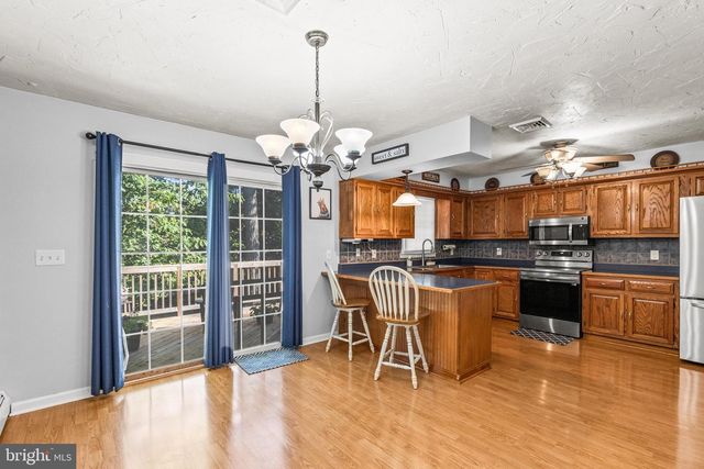 50 SHERIDAN DR, Hanover, PA 17331