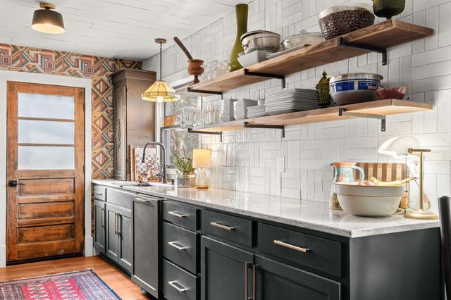 102 Oakwood Drive, Branson, MO 65616