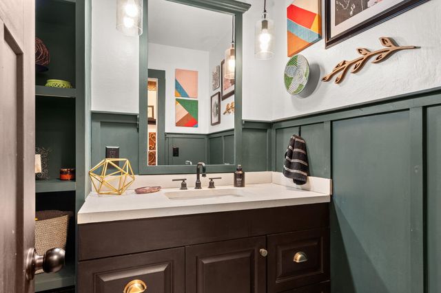 102 Oakwood Drive, Branson, MO 65616