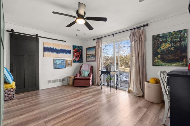 102 Oakwood Drive, Branson, MO 65616