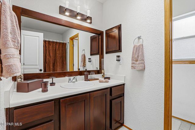 1360 MICHELANGELO Drive, El Paso, TX 79936