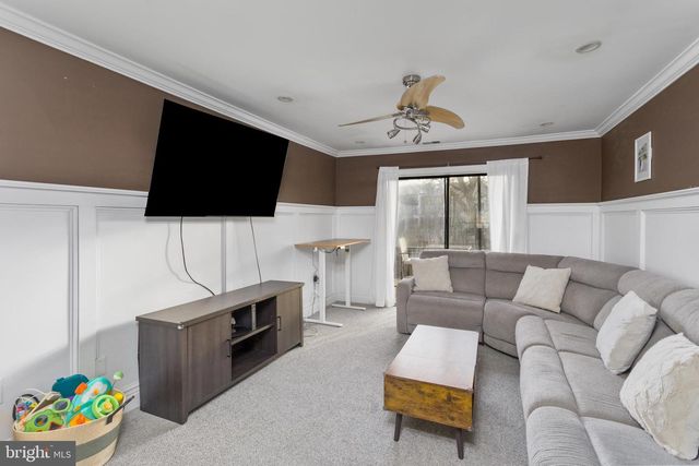 912 SILVER CT, Hamilton, NJ 08690