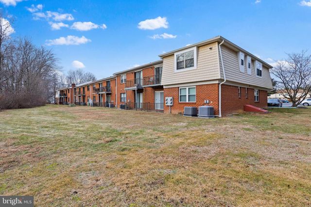 912 SILVER CT, Hamilton, NJ 08690