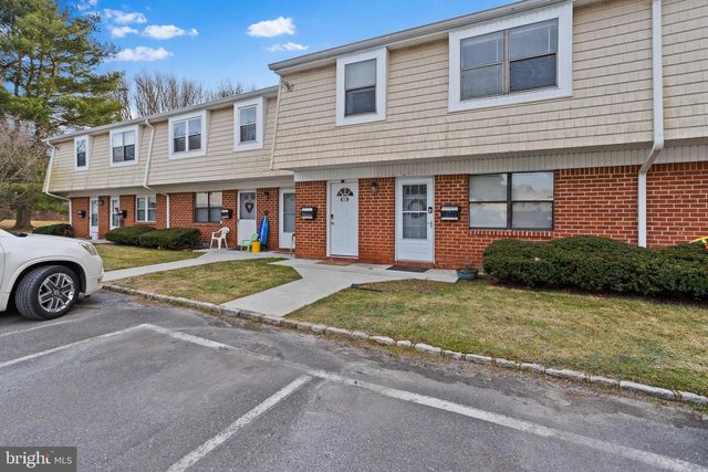 912 SILVER CT, Hamilton, NJ 08690
