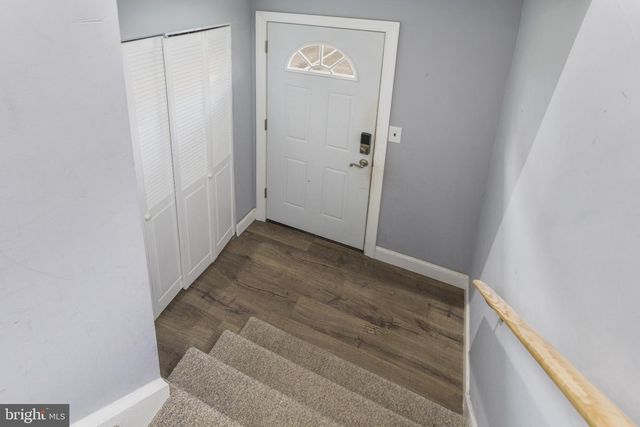 912 SILVER CT, Hamilton, NJ 08690