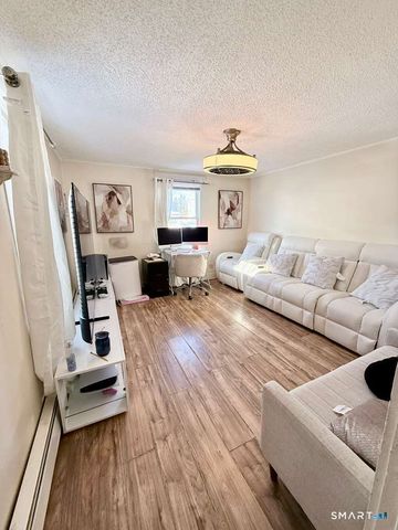 135 Newell Avenue, Bristol, CT 06010