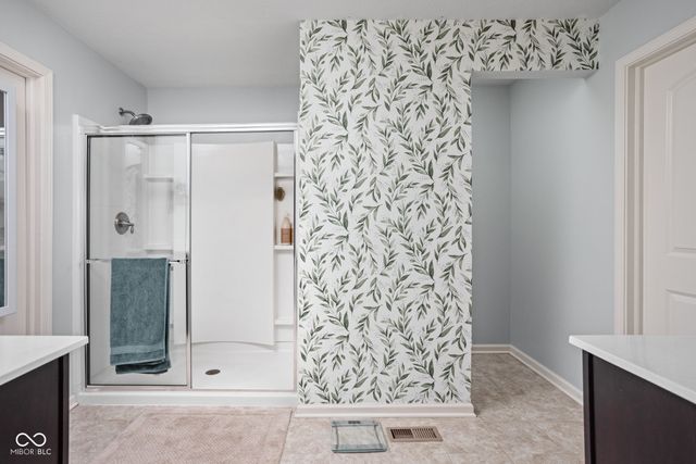 7720 Eagle Crescent Drive, Zionsville, IN 46077