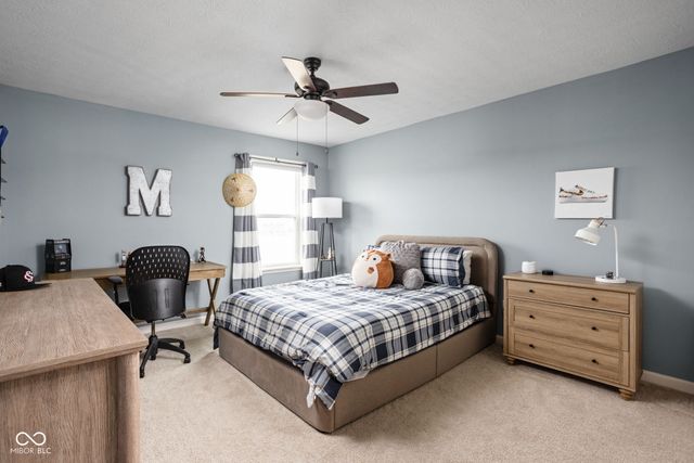 7720 Eagle Crescent Drive, Zionsville, IN 46077