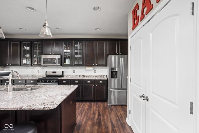 7720 Eagle Crescent Drive, Zionsville, IN 46077