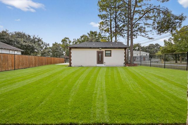 958 Conklin Street, Houston, TX 77088