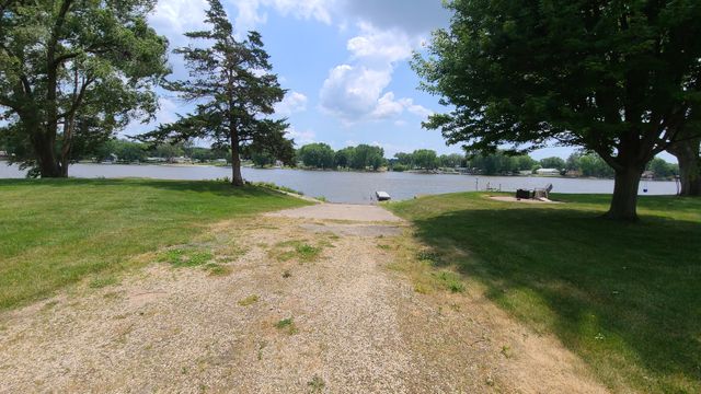 0 Rockside Drive, Dixon, IL 61021