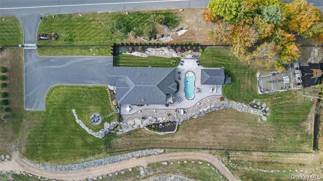 1582 Route 9W, Marlboro, NY 12542