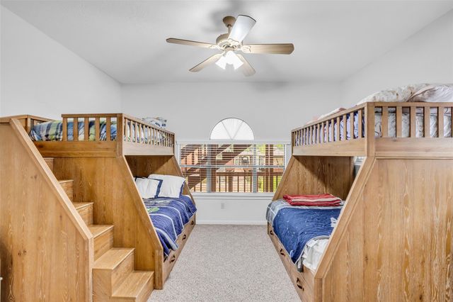 33 Harbour Point Circle, Coldspring, TX 77331