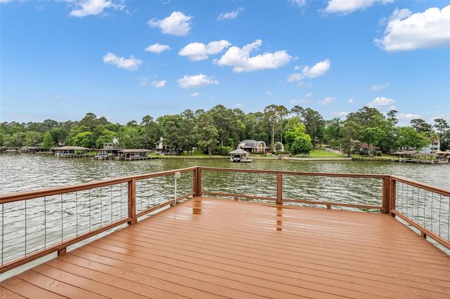 33 Harbour Point Circle, Coldspring, TX 77331