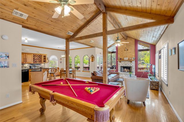 33 Harbour Point Circle, Coldspring, TX 77331
