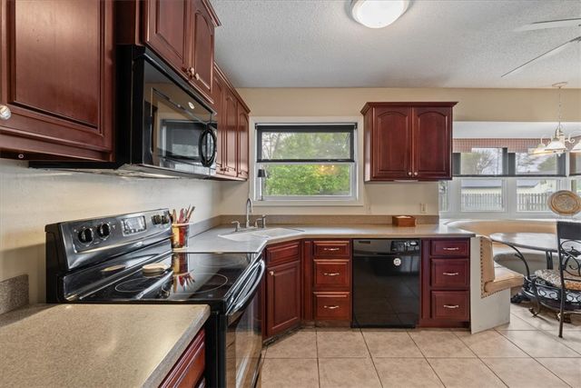 1504 S Morlan Avenue, Springdale, AR 72764