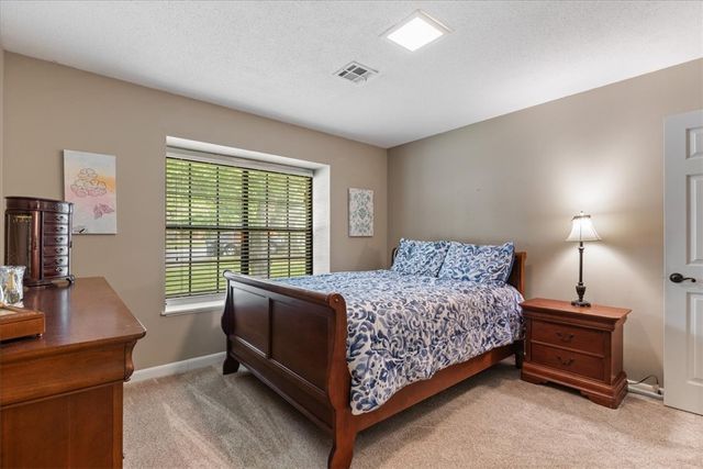 1504 S Morlan Avenue, Springdale, AR 72764